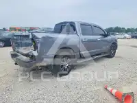 2020 Nissan TITAN photo