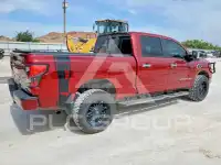 2020 Nissan TITAN фото