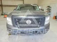 2020 Nissan TITAN фото