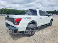 2020 Nissan TITAN фото