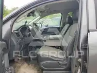 2020 Nissan TITAN фото
