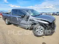 2020 Nissan TITAN фото