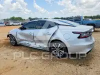 2020 Nissan MAXIMA photo