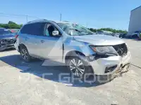 2020 Nissan PATHFINDER photo