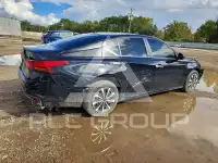 2020 Nissan ALTIMA photo