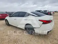 2020 Nissan ALTIMA photo