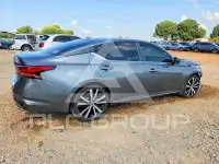2020 Nissan ALTIMA photo