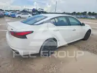 2020 Nissan ALTIMA photo