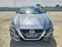 2020 Nissan ALTIMA photo