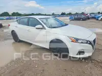 2020 Nissan ALTIMA photo