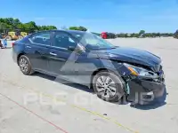 2020 Nissan ALTIMA photo