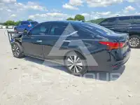 2020 Nissan ALTIMA photo