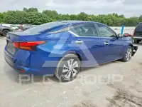 2020 Nissan ALTIMA photo