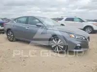 2020 Nissan ALTIMA photo