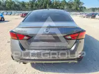 2020 Nissan ALTIMA photo