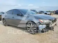 2020 Nissan ALTIMA photo