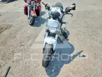 2020 Ducati Monster фото