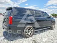 2020 Chevrolet Suburan photo
