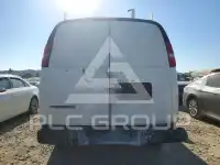 2020 Chevrolet Express фото