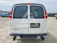 2020 Chevrolet Express фото