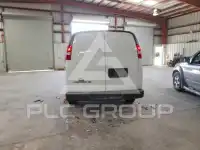 2020 Chevrolet Express фото