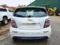 2020 Chevrolet Sonic фото