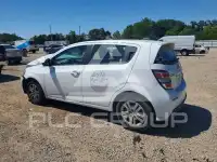 2020 Chevrolet Sonic фото