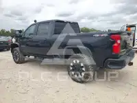 2020 Chevrolet Silverado photo
