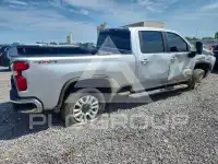 2020 Chevrolet Silverado фото