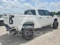 2020 Chevrolet Silverado photo