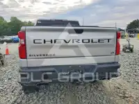 2020 Chevrolet Silverado photo