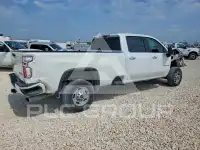 2020 Chevrolet Silverado photo