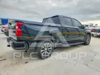 2020 Chevrolet Silverado photo