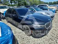 2020 BMW 740 photo