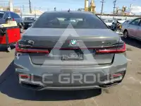 2020 BMW 740 фото