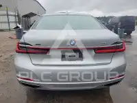 2020 BMW 750 photo