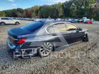2020 BMW 750 фото