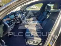 2020 BMW 750 фото