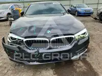 2020 BMW 530 photo