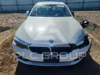 2020 BMW 530 photo