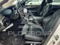 2020 BMW 530 photo