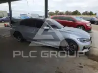 2020 BMW 330 photo