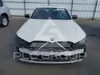 2020 BMW 330 photo