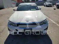 2020 BMW 330 photo