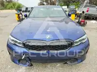 2020 BMW 330 фото