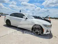2020 BMW 330 photo