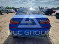 2020 BMW 330 photo
