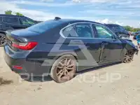 2020 BMW 330 photo