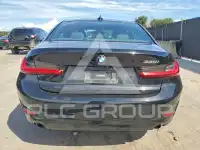 2020 BMW 330 photo
