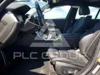 2020 BMW 330 photo